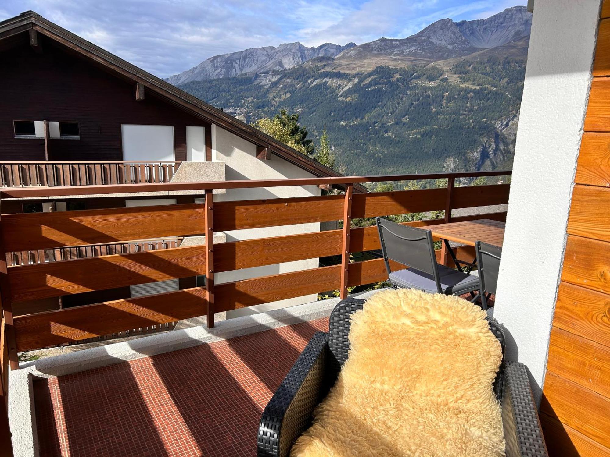 La Jacinthe De Crans Apartman Kültér fotó